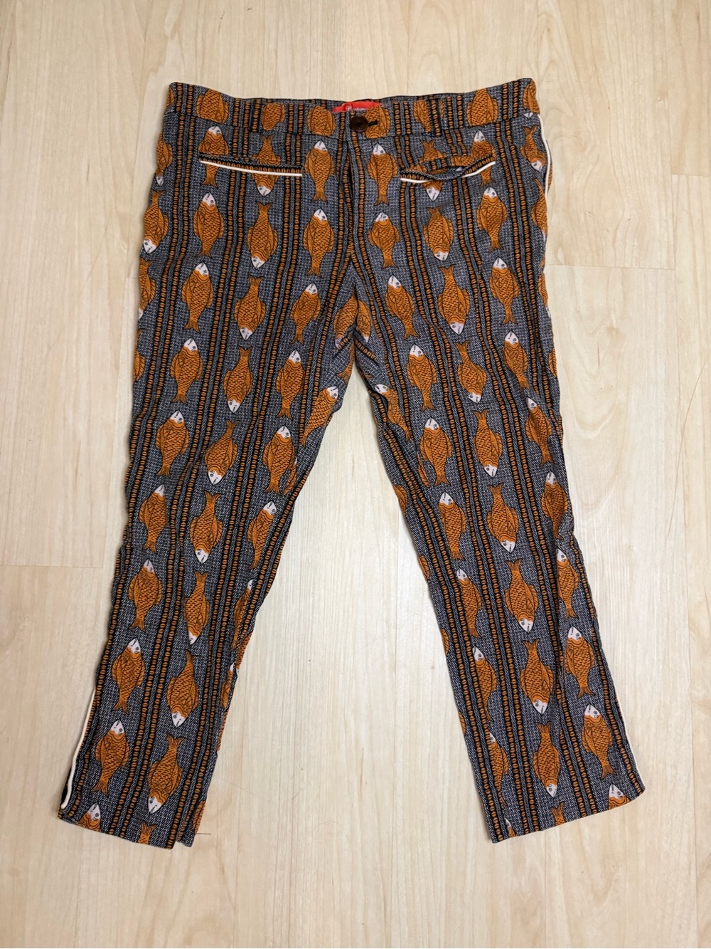 Cotton Patterned Crop Pants with Orange Fish Motif